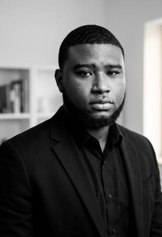Portrait of Romain Tomlinson